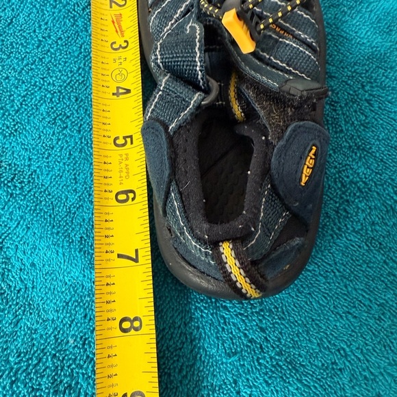 Keen Little Kids Boys Sz 13 Waterproof Washable Closed Toe Hiking Shoes - Picture 8 of 8